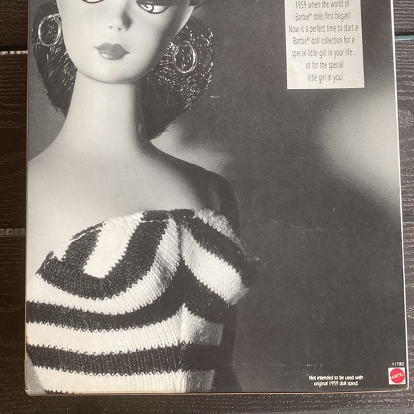 NRFB ~ 35th Anniversary Original 1958 Barbie Doll & Package Reproduction - Picture 7 of 12
